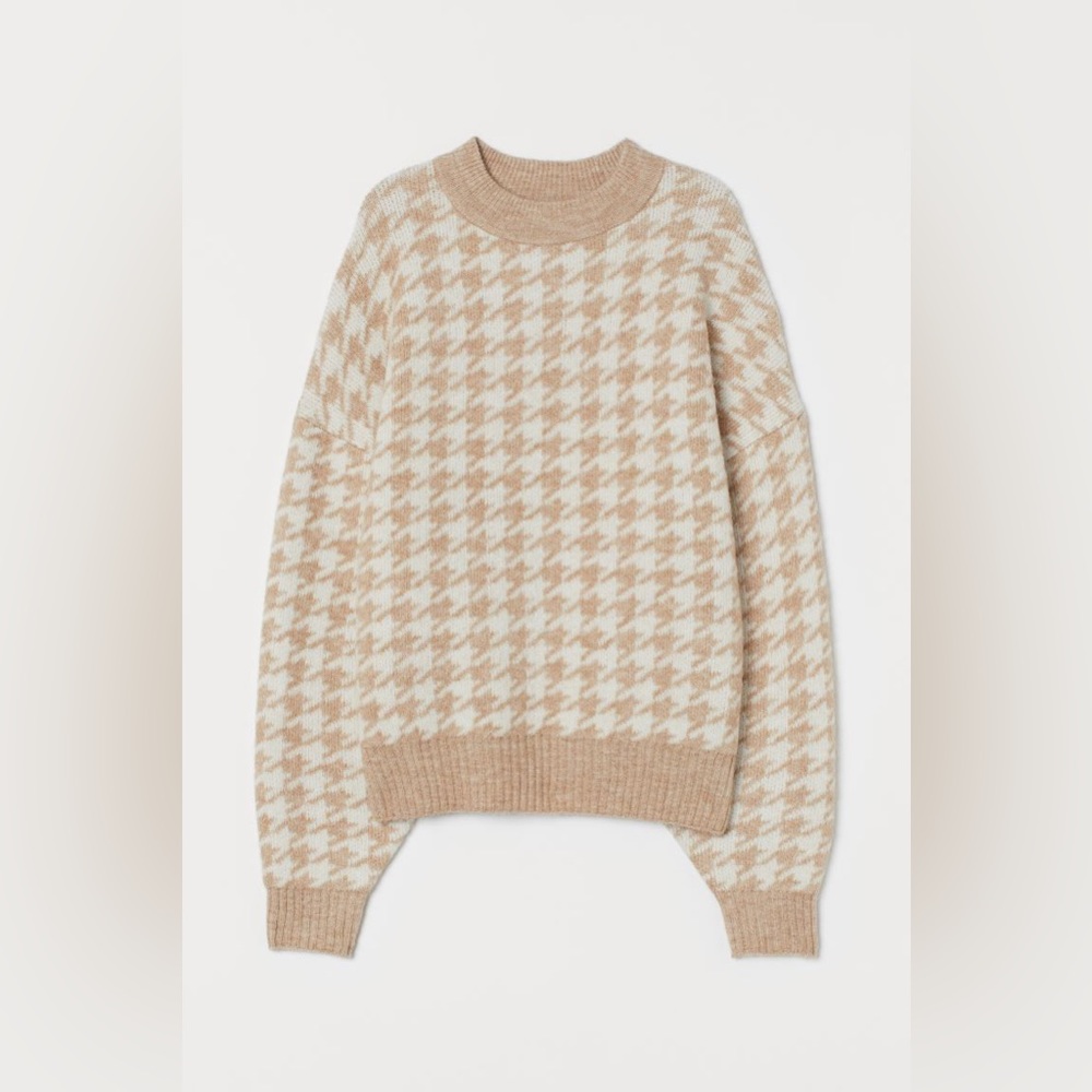 H&M Houndstooth Fine Knit Sweater